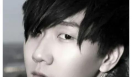 杨迪妈妈娱乐圈吃瓜视频,揭秘明星幕后生活